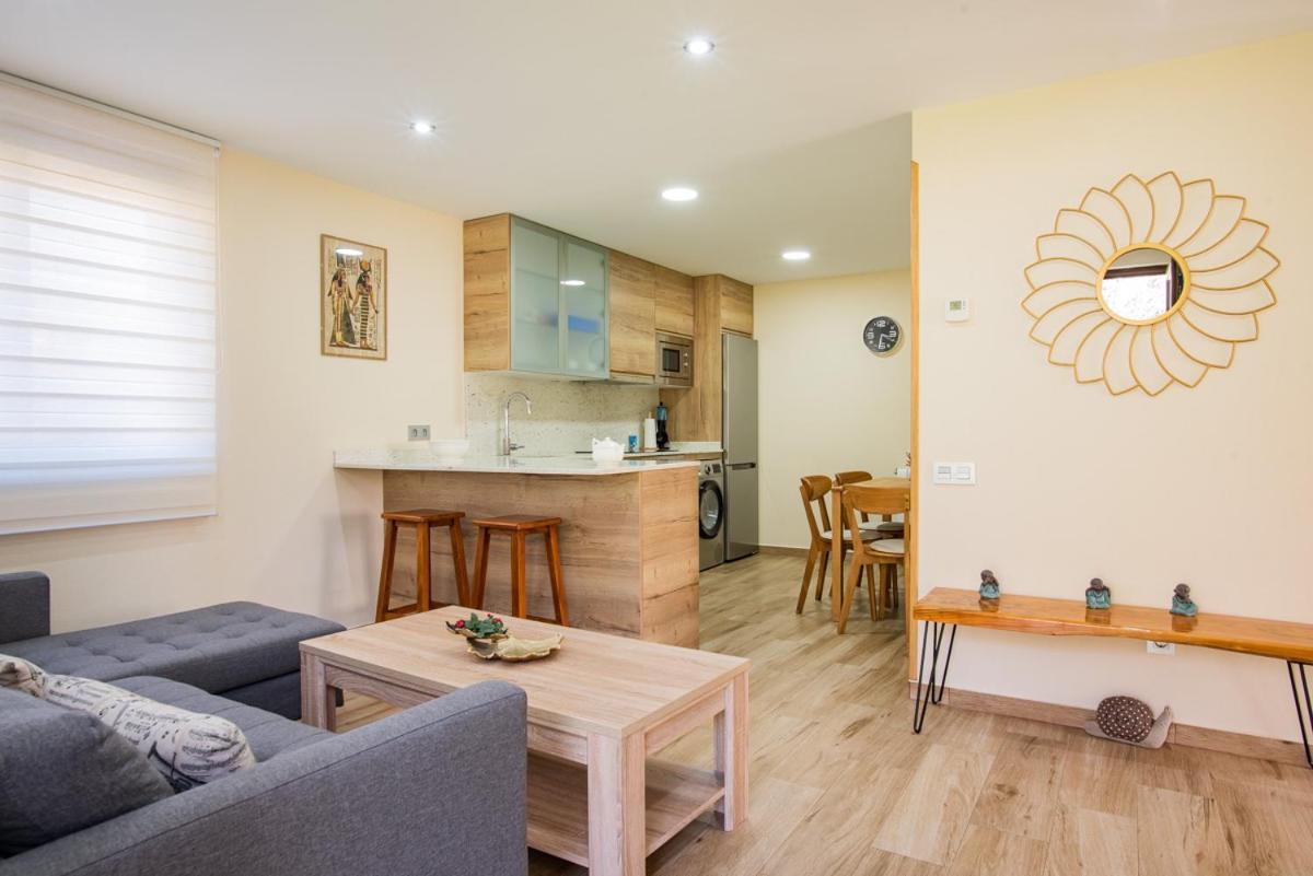 Apartamentos La Cortina Onís Eksteriør billede